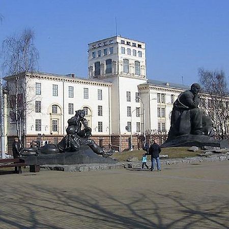 FlatComfort Nezavisimosti 44 Apartamento Minsk Exterior foto